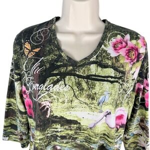 The Everglades Tee Womens PM Petite Medium V-neck Rhinestones Graphic Print